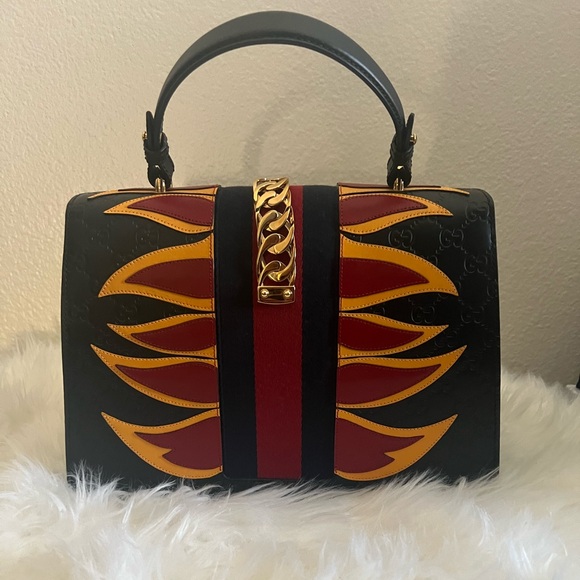 Gucci Sylvie Embossed Tote Bag - Picture 3 of 4